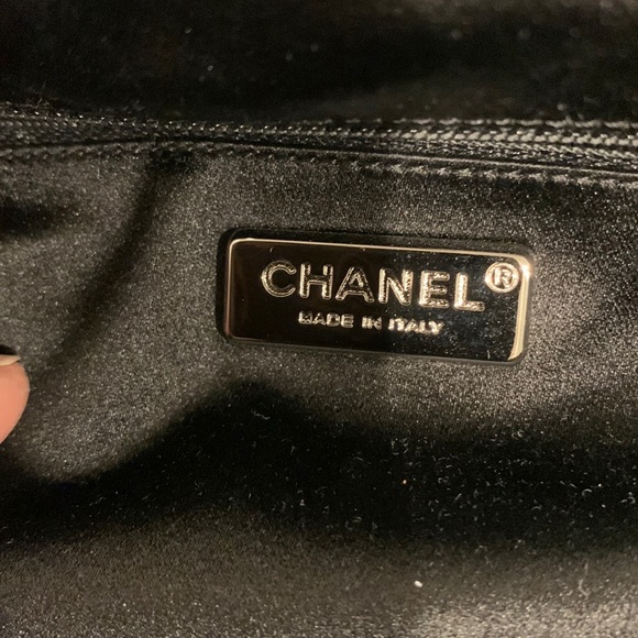 CHANEL Rare 🖤🤍Paris Shanghai Swarovski Studded Crystal Boucle Clutch CC Logo Bag - Picture 7 of 16
